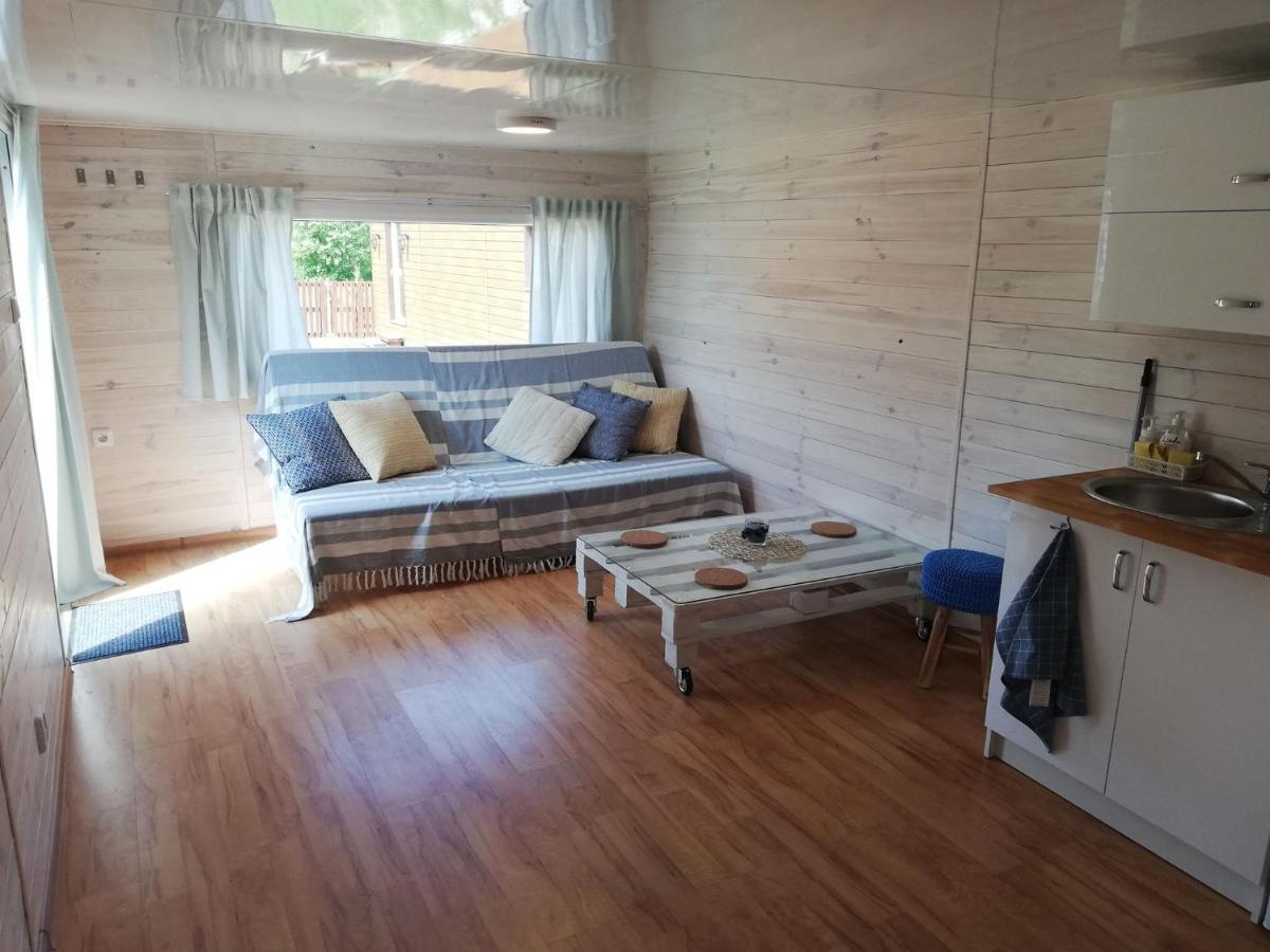 Miodowy Zakatek Caloroczne Domki I Pokoje Przy Suntago, Deepspot, Pyszne Sniadania, Grill, Ognisko Mszczonów Exteriör bild