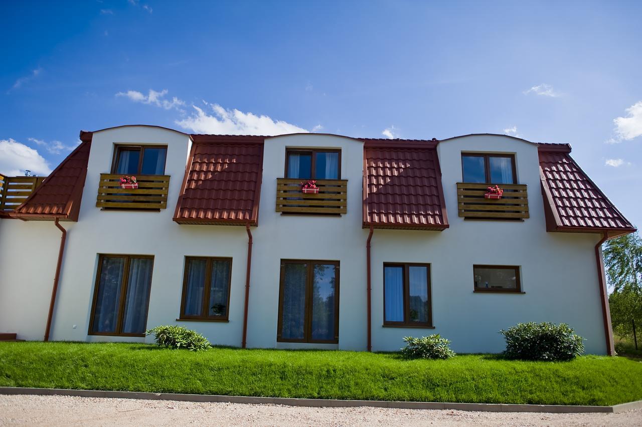 Miodowy Zakatek Caloroczne Domki I Pokoje Przy Suntago, Deepspot, Pyszne Sniadania, Grill, Ognisko Mszczonów Exteriör bild
