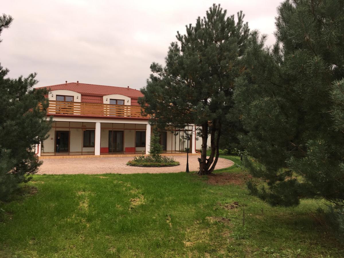 Miodowy Zakatek Caloroczne Domki I Pokoje Przy Suntago, Deepspot, Pyszne Sniadania, Grill, Ognisko Mszczonów Exteriör bild